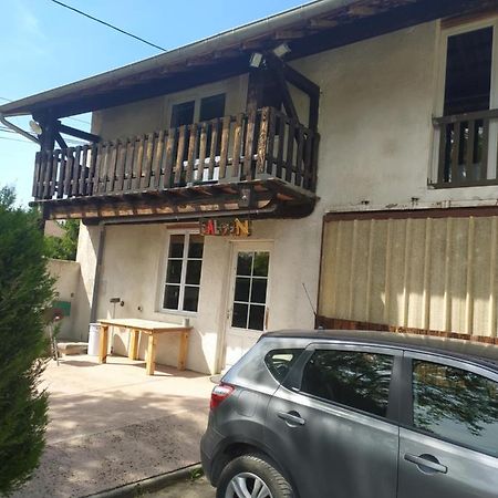 Le Saloon Hotel Chazey-sur-Ain Екстериор снимка