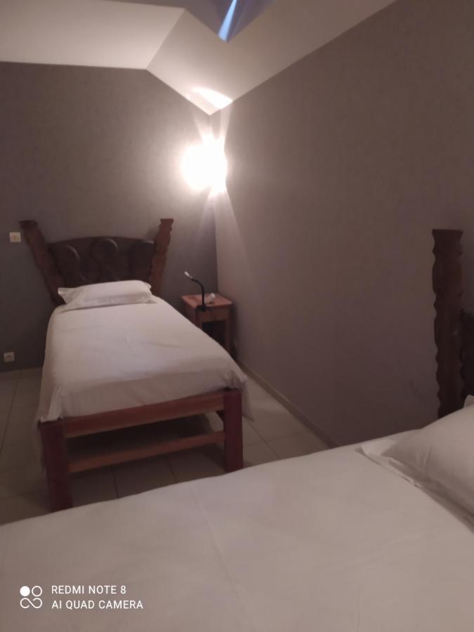 Le Saloon Hotel Chazey-sur-Ain Екстериор снимка