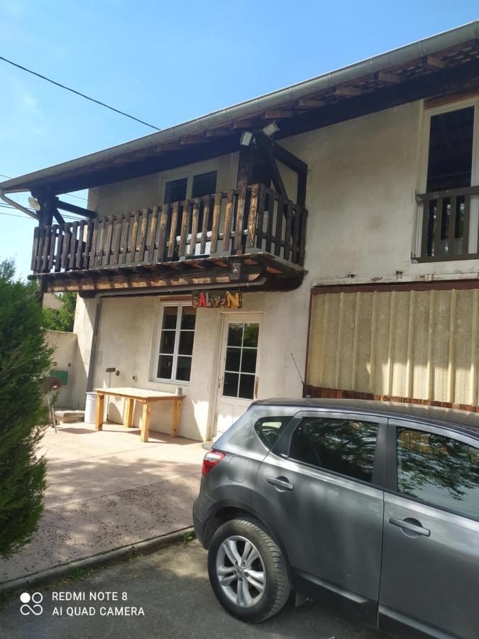 Le Saloon Hotel Chazey-sur-Ain Екстериор снимка